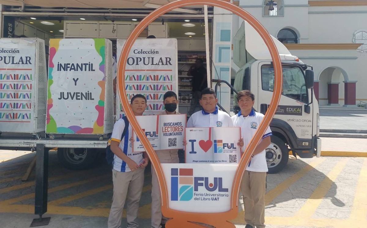 La Universidad Autónoma de Tamaulipas promociona la Feria del Libro en el estado. | Foto: FUL UAT