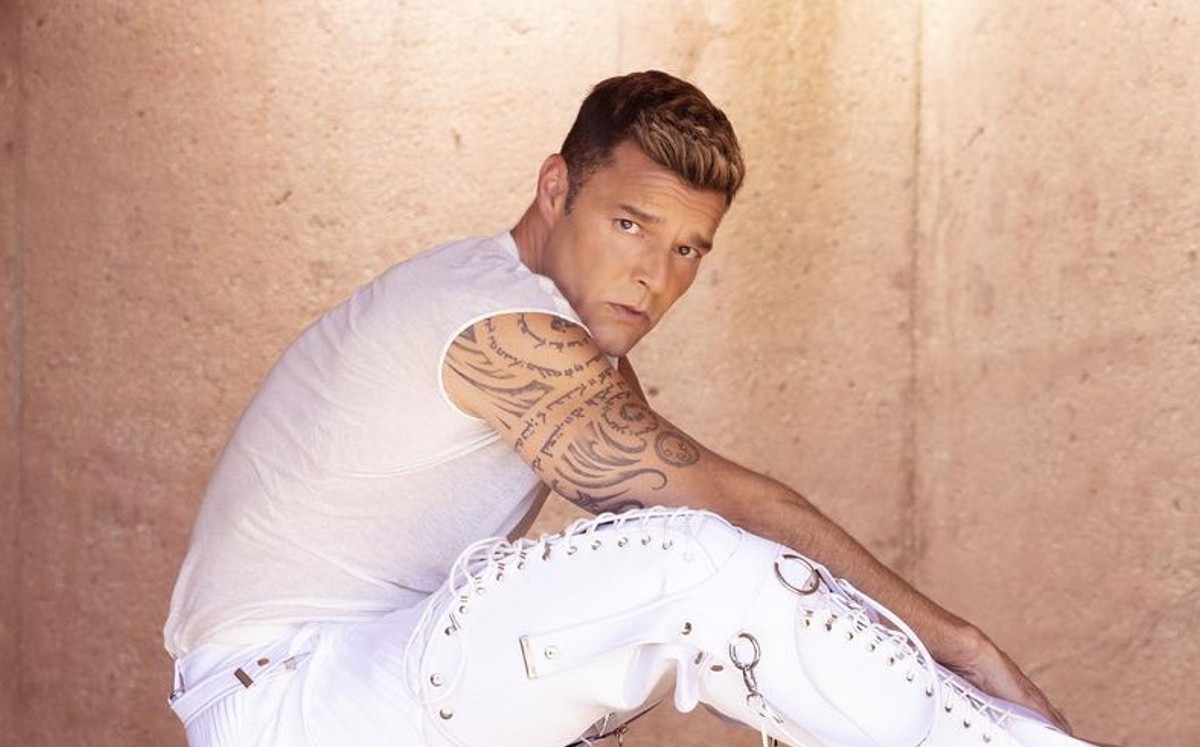 El joven acusa al cantante de presunto abuso sexual (Instagram).