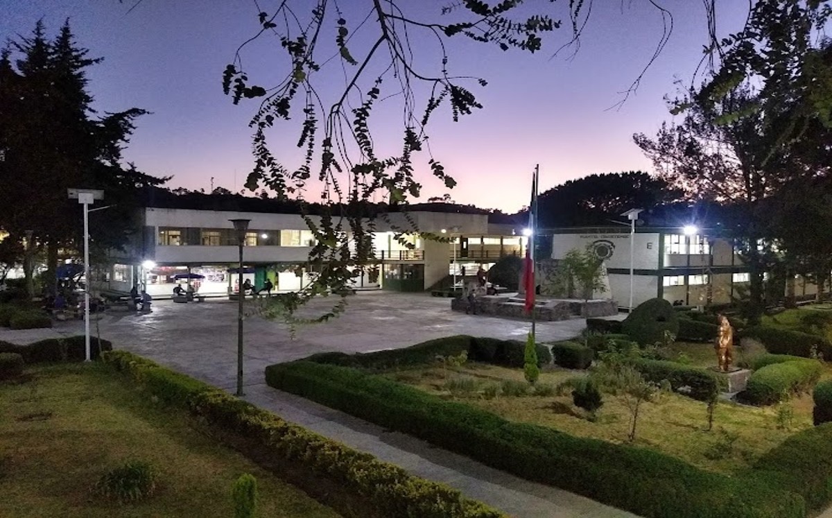 Universidad Autónoma del Estado de México (Abadiel Martínez)