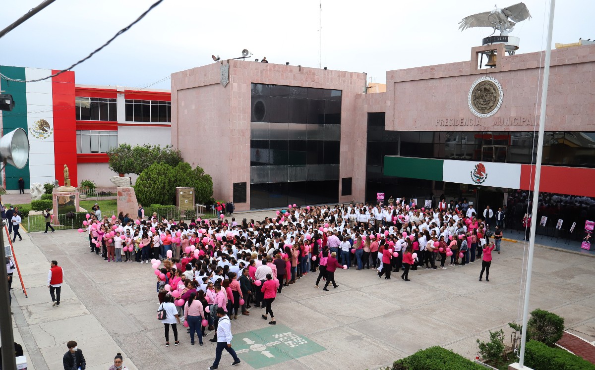 En su mayoría el lazo humano estaba conformado por mujeres. (Rolando Riestra)