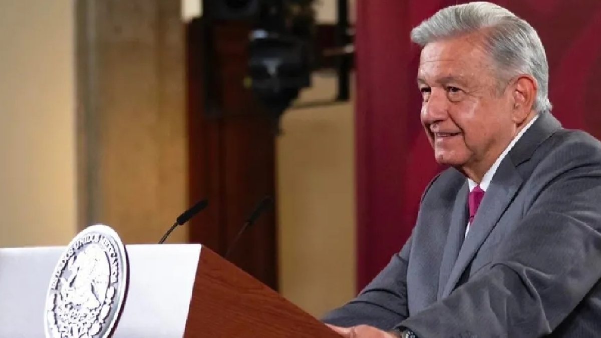 AMLO exhorta a congreso de Perú a autorizar viaje de Pedro Castillo