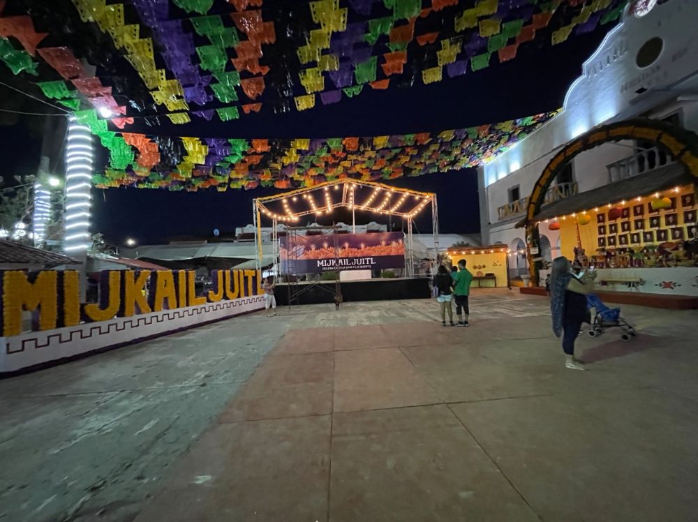La belleza del altar se montará en la plaza Revolución , en el corazón de Huejutla. (Especial)
