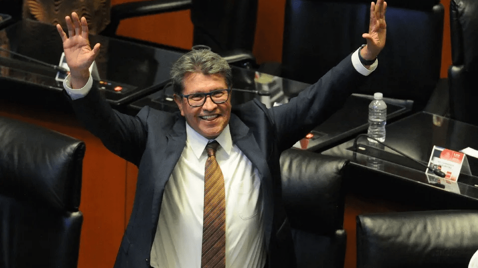 Senado discutirá y aprobará Ley de Ingresos la próxima semana, adelantó Monreal
