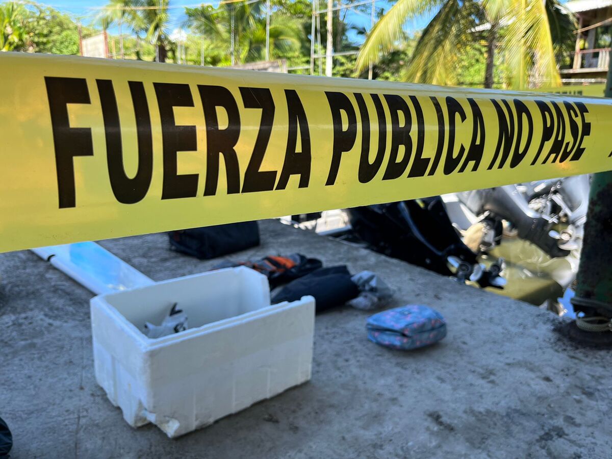 Servicio Nacional de Guardacostas y del Servicio de Vigilancia Aérea, logran ubicar los primeros restos de la aeronave. | Especial