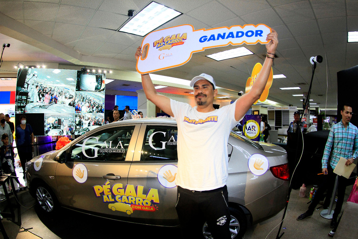 ¡Hasta el ultimo segundo! Sergio Torres, ganador de 'Pégala al carro' con Gala en Torreón. | Mauricio Román