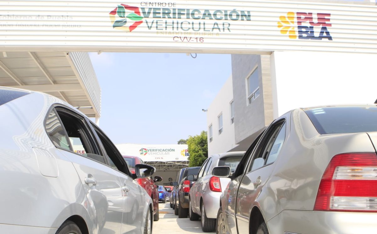 Inicia programa de verificación vehicular en Puebla | Andrés Lobato
