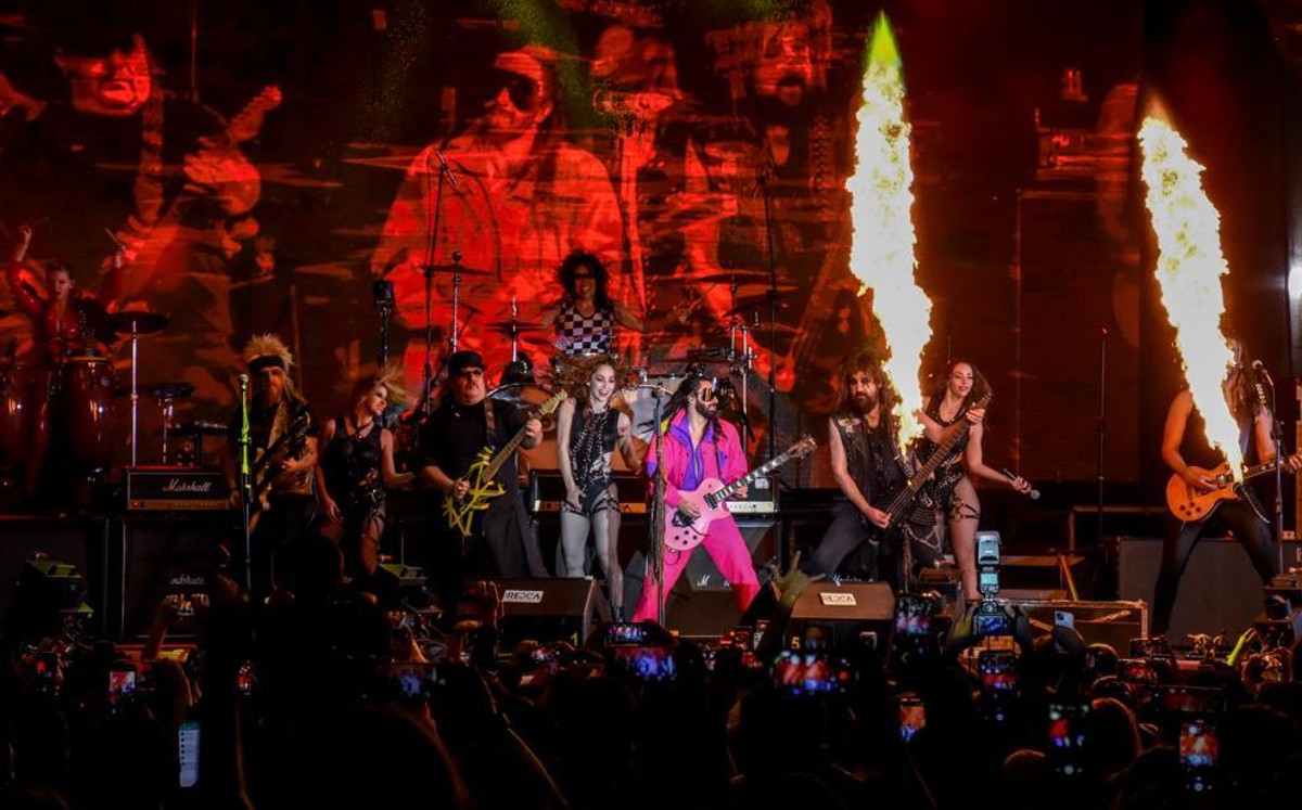 Rockean 13 mil con Moderatto en clausura de Festival Atzán en Atizapán de Zaragoza.