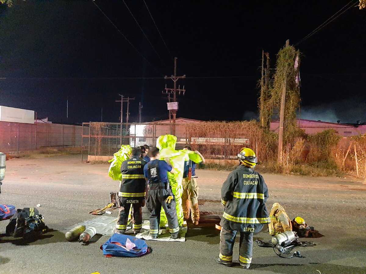 Autoridades trasvasaron el ácido para retirarlo del lugar. | Especial