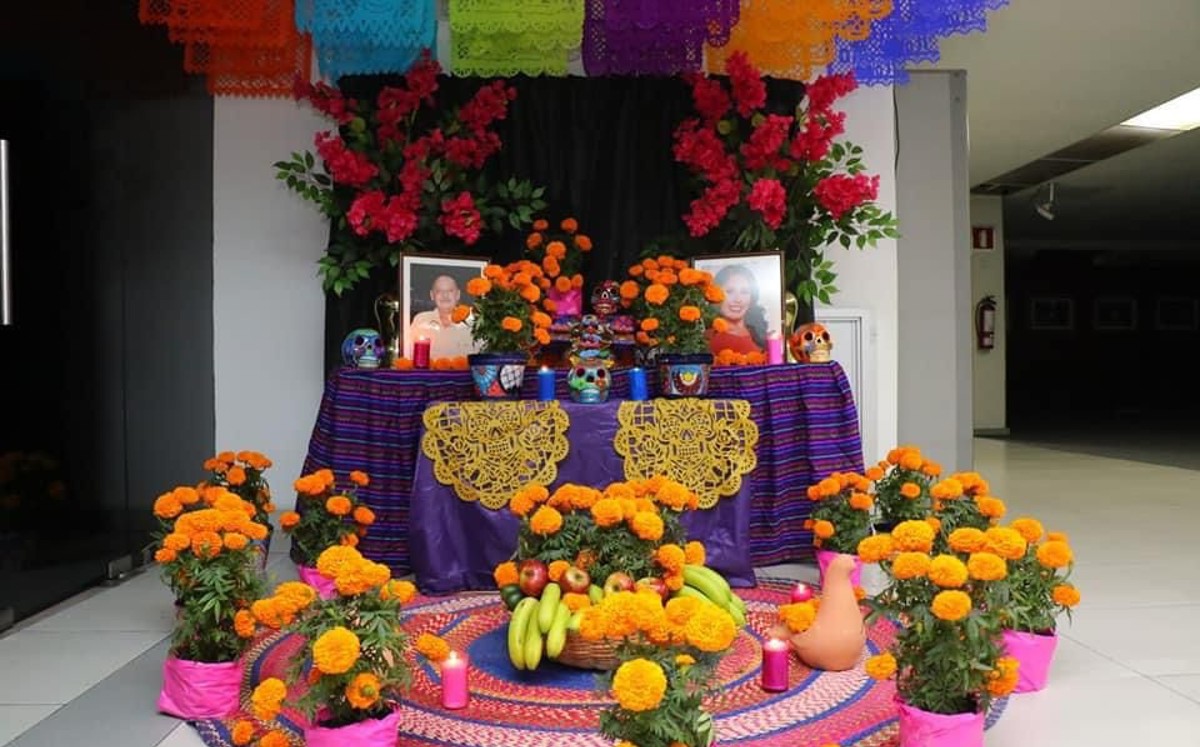 Anel Bueno y Roberto Chapula fueron recordados en la ofrenda. | Arnoldo Delgadillo