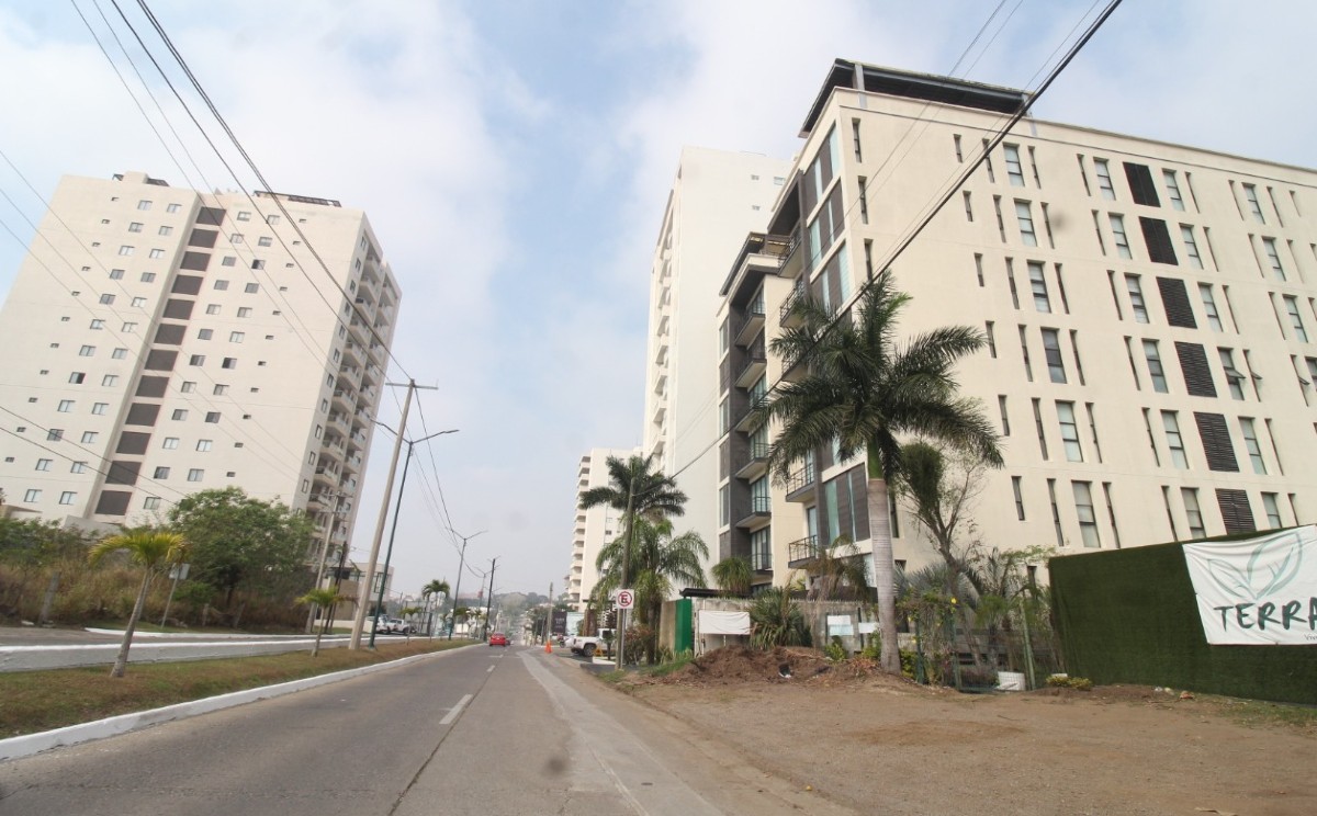 Avenida Faja de Oro en Tampico, Tamaulipas. | Foto: Yazmín Sánchez