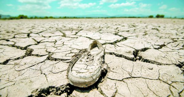 El cambio climático se considera por primera vez la principal amenaza en Asia y EU. Miguel Sierra/EFE