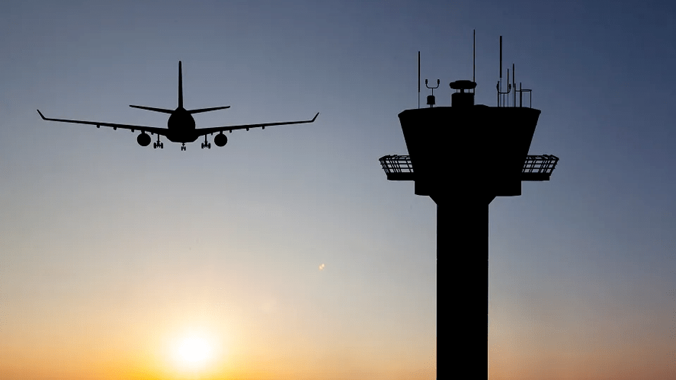 Sectur sopesa reforma para que pueda operar aerolínea de la 4T