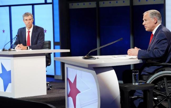 Pero la política migratoria de línea dura del gobernador republicano Gregg Abbott le ha redituado dividendos políticos .