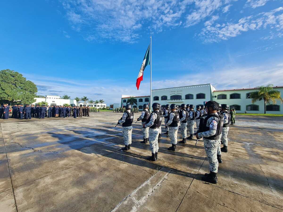 Reconocen a soldados destacados en Jalisco (Juan Carlos Munguía)