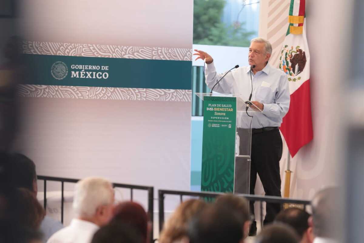 La falta de médicos ha sido un problema para mejorar los servicios de salud, indicó AMLO. | Jesús Quintanar