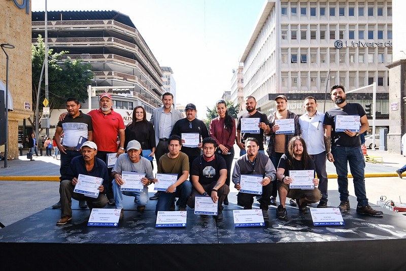 Premian a ganadores del XXXI Concurso de Labrado de Cantera (Cortesía)