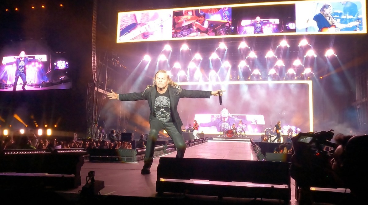 Fher reveló que el concierto estaba siendo grabado para después mostrarlo (Enrique Vázquez)
