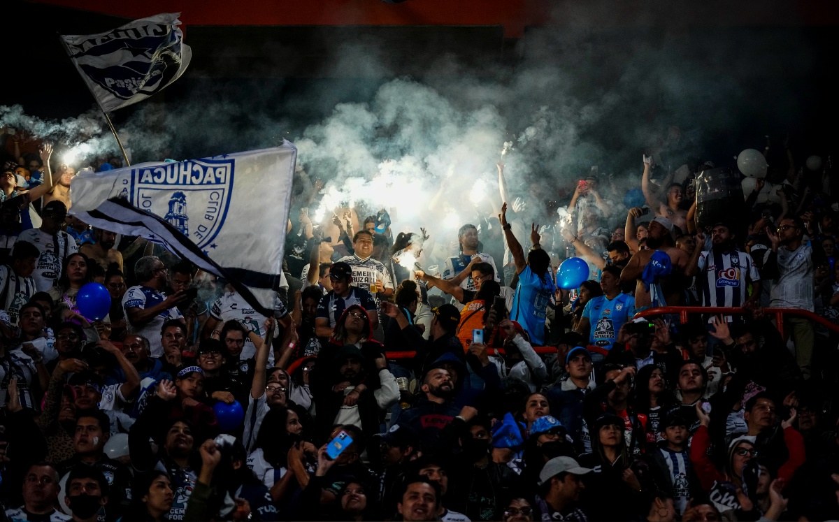 Afición del Pachuca apoyando a su equipo en la final de la Liga MX (Imago7)