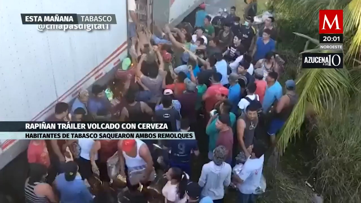 Se reporta rapiña a un tráiler volcado en Tabasco