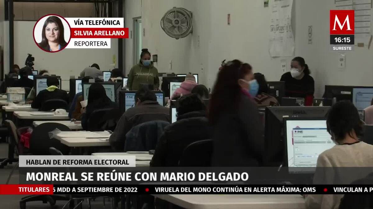 Monreal y Mario Delgado se reúnen para hablar de la reforma electoral