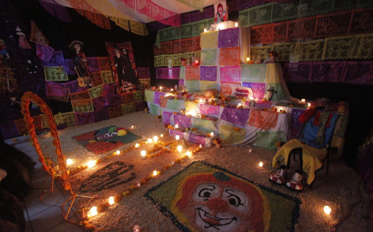Rindieron un homenaje al payaso Vita Uva. (Manuel Guadarrama)
