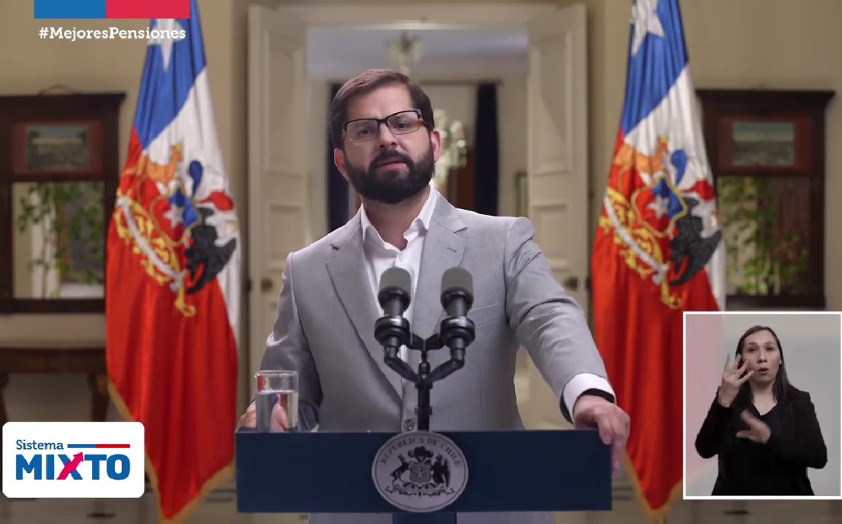 Boric propone un sistema de jubilaciones mixto basado “en los principios de la seguridad social”. | Captura