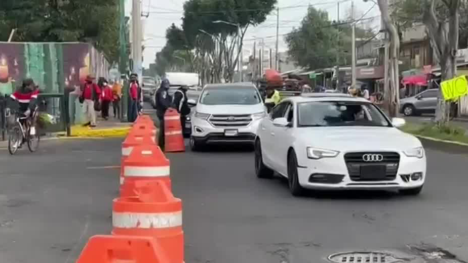 Periodista es atropellado en Iztapalapa