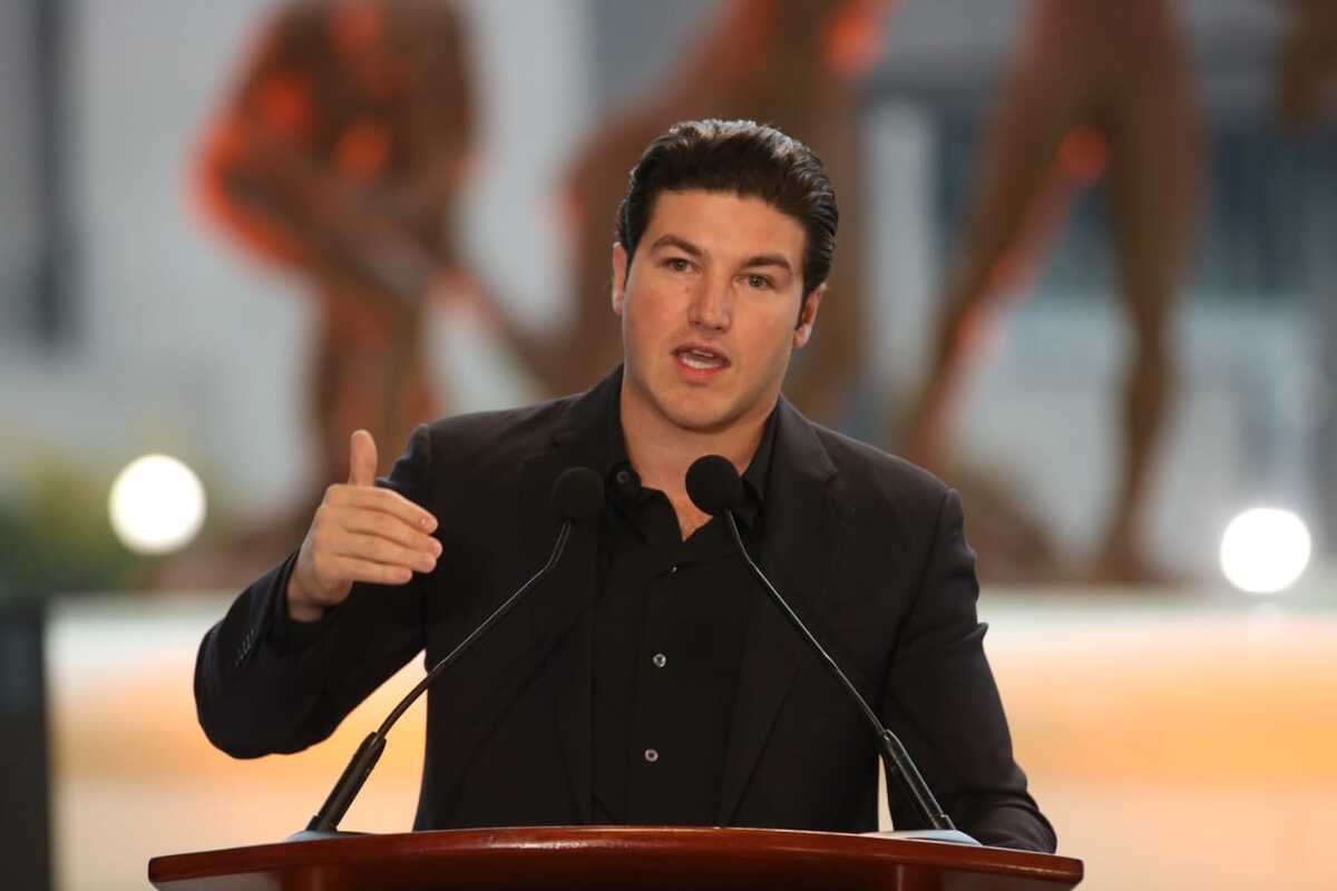 Samuel García resaltó las obras que han emprendido en materia hídrica. Foto: Raúl Palacios