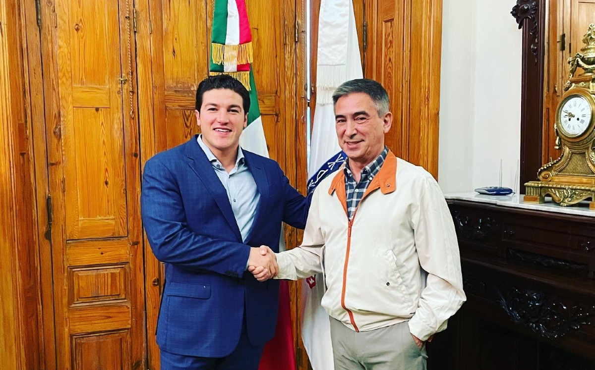 Aldo Fasci en Palacio de Gobierno junto al gobernador Samuel García, quien le dio la bienvenida / Especial