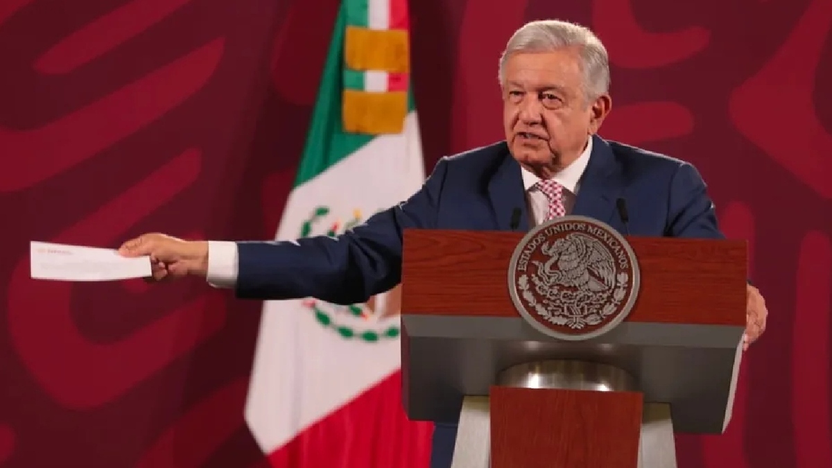 AMLO ve “plan con maña” en voto contra plan militar de diputados