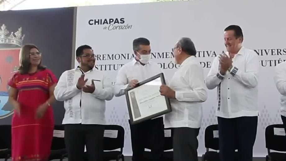 Rutilio Escandón respalda la educación superior