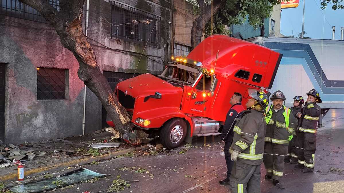 El incidente ocurrió pasadas las 05:00 horas. (Ramón Ramírez)