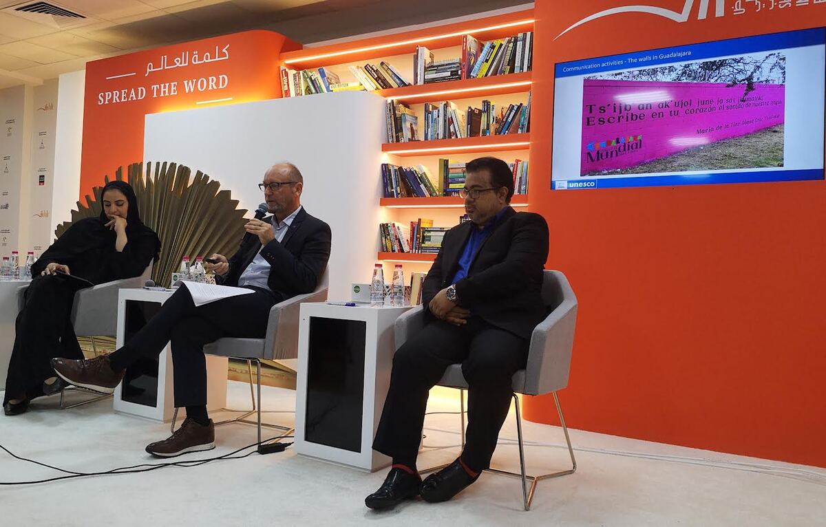 Ian Denison, director del Programa Capital Mundial del Libro por la Unesco, dio a conocer la iniciativa en la Feria del Libro de Sharjah. (Foto: Espec