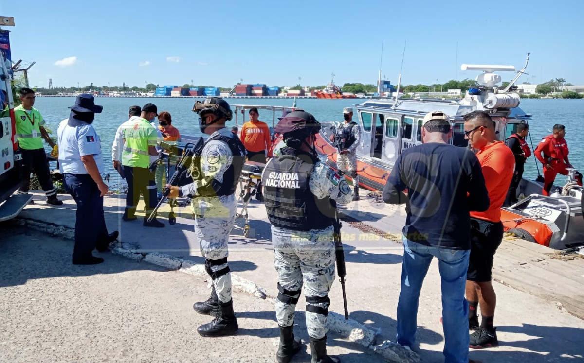 Labores de localización de personas desaparecidas en el río Pánuco. (Noel Vergara)
