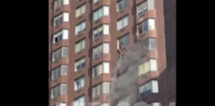 El incendio se produjo en un apartamento. (AFP)