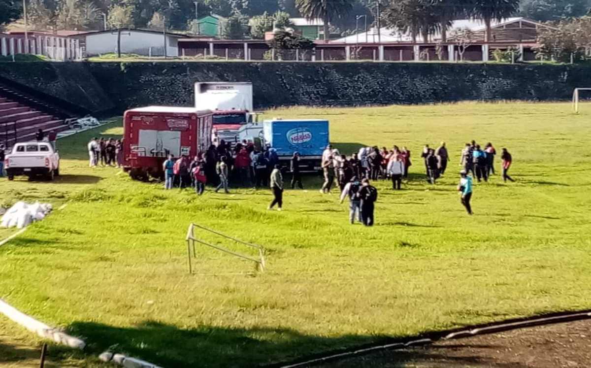 Normalistas bloquean autopista Puebla-Teziutlán | Especial