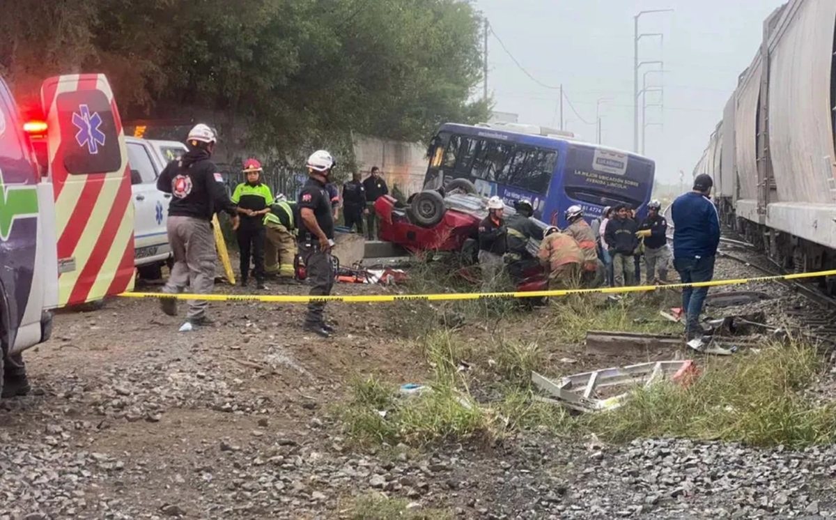 Vinculan a proceso de la ruta 155 tras accidente con tren en García. Foto: Especial