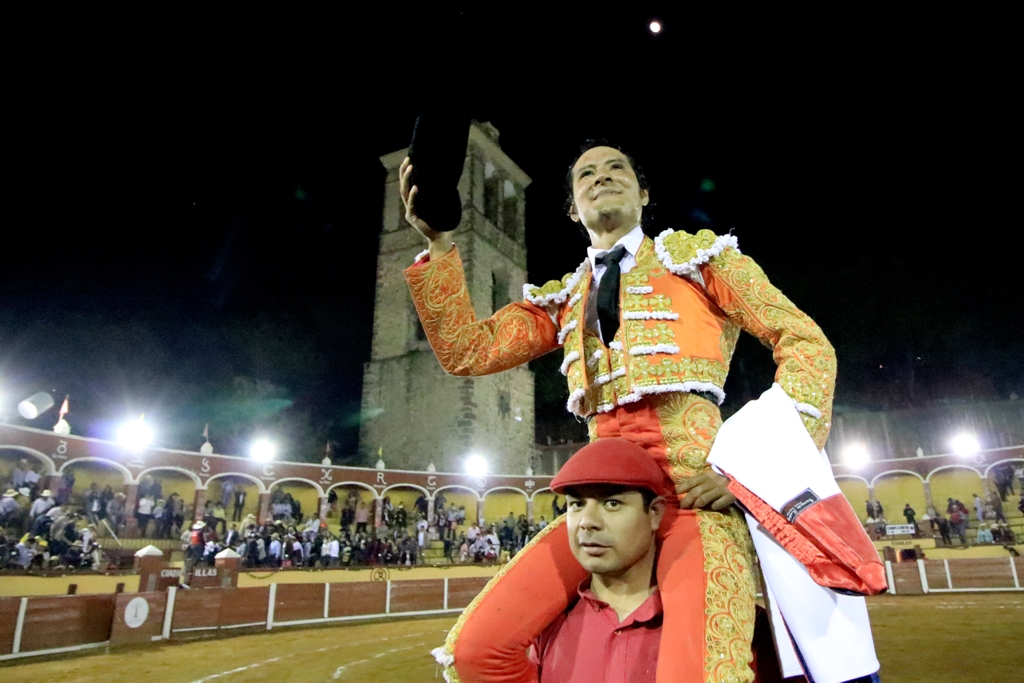 Angelino de Arriaga se lleva la segunda corrida de Feria en Tlaxcala  | Especial