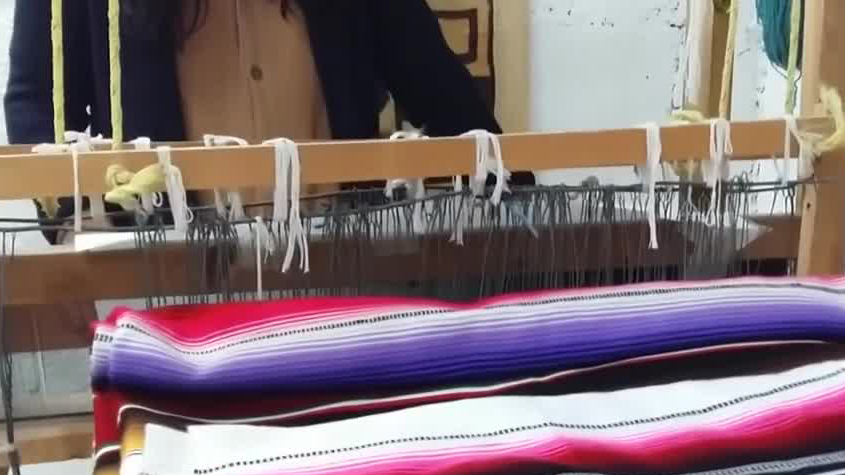 Artesanos de Tlaxcala piden dialogar con empresas de moda tras plagio de artesanías