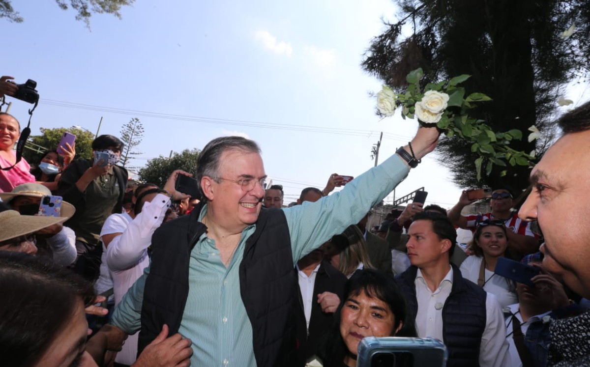 Ebrard dijo que otros tema prioritario para el país son: consolidar un sistema universal de salud. | Javier Ríos