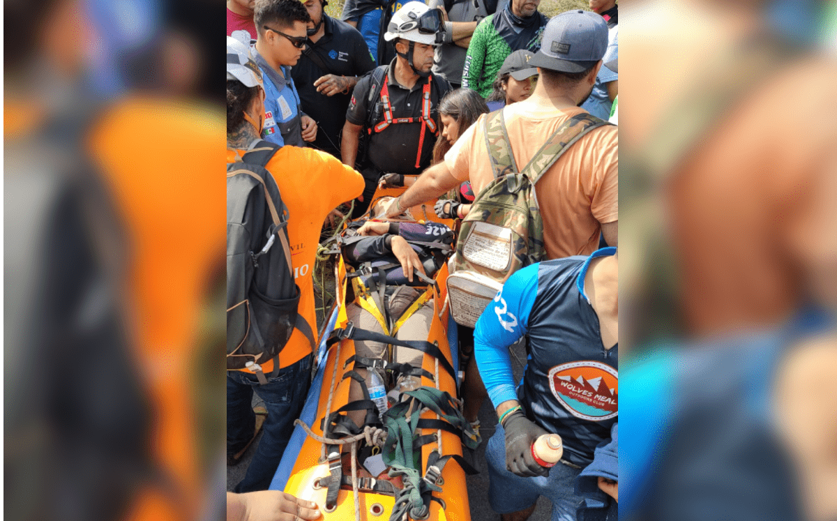 Los rescatistas indicaron que el senderista contaba con un golpe y una herida en la zona de la nuca, no obstante, se encuentra estable. / Agustín Mart