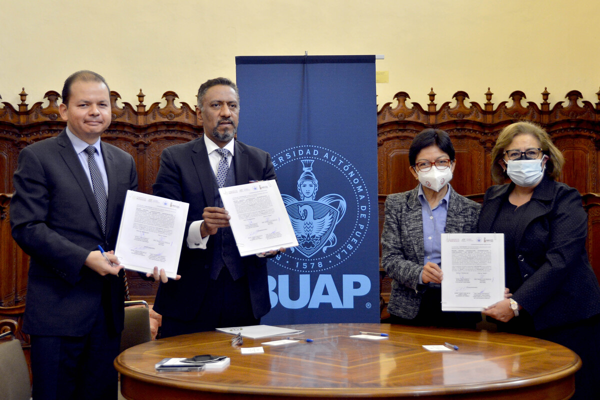Encabeza Lilia Cedillo firma de convenio entre la BUAP y Prodecon | Especial