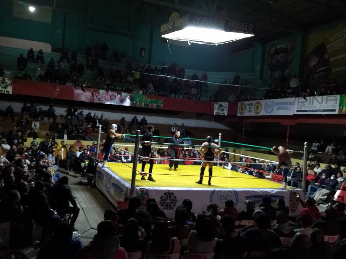 Octagón y Atlantis unieron fuerzas para luchar vs Blue Panther y Fuerza Guerrera (Alejandro Reyes)
