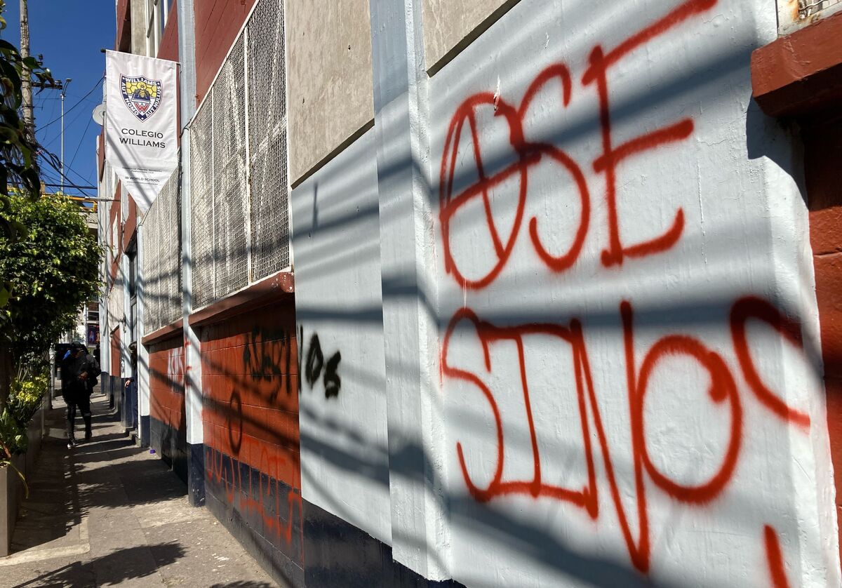 Protesta en Colegio Williams tras muerte de menor de 6 años ahogado | Juan Carlos Bautista