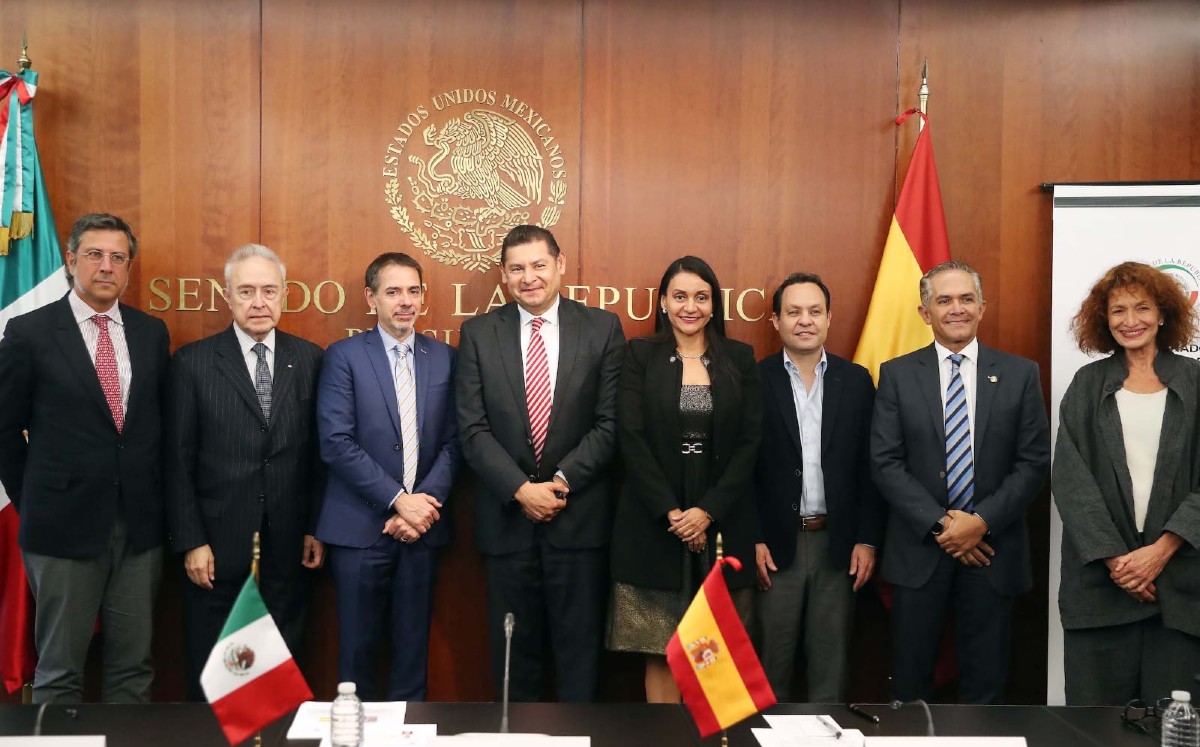Senadores se reúnen con embajador de España en México. | Twitter