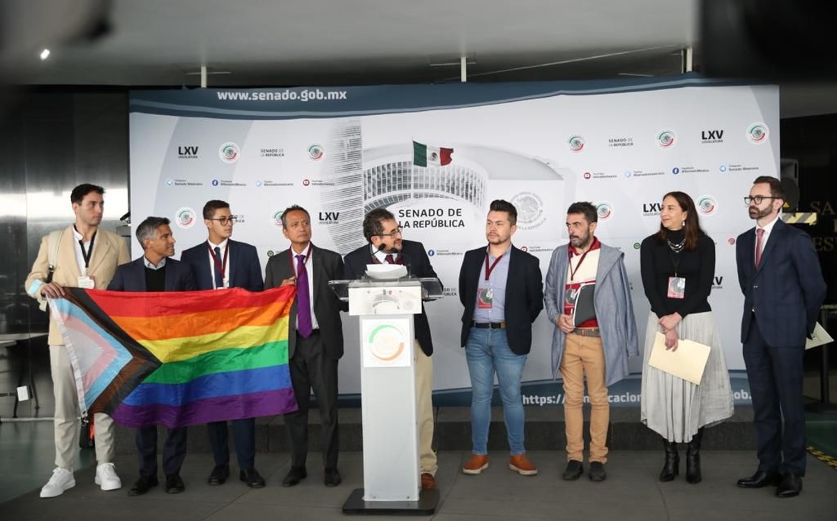 César Cravioto, senador por Morena, en conferencia de prensa. | Especial