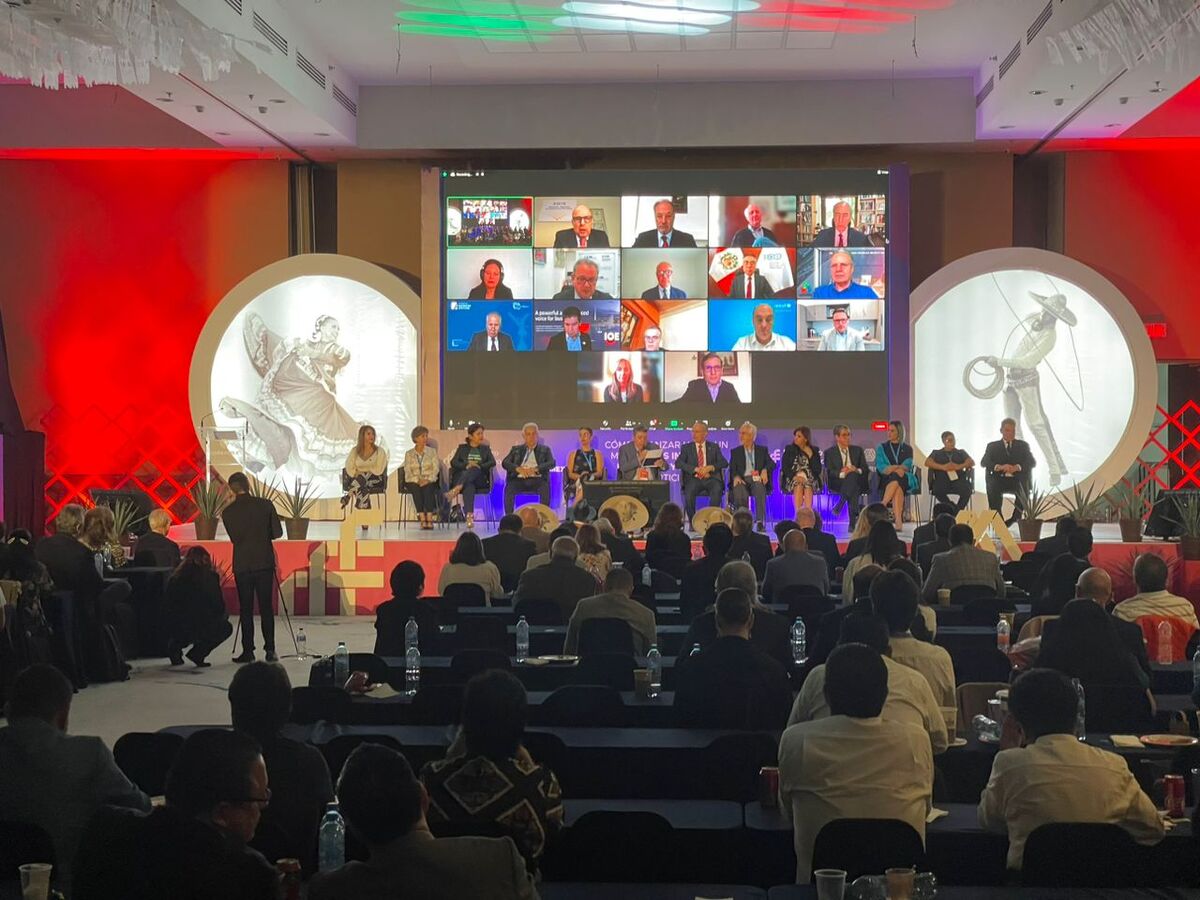 Firma de la Declaración Guadalajara. (Foto: Karla Victoria Rodríguez)