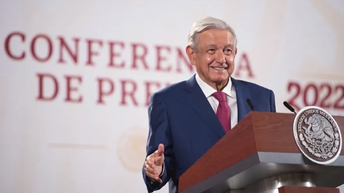 AMLO recuerda asistir a su informe que dará el 1 de diciembre en él Zócalo de la CdMx