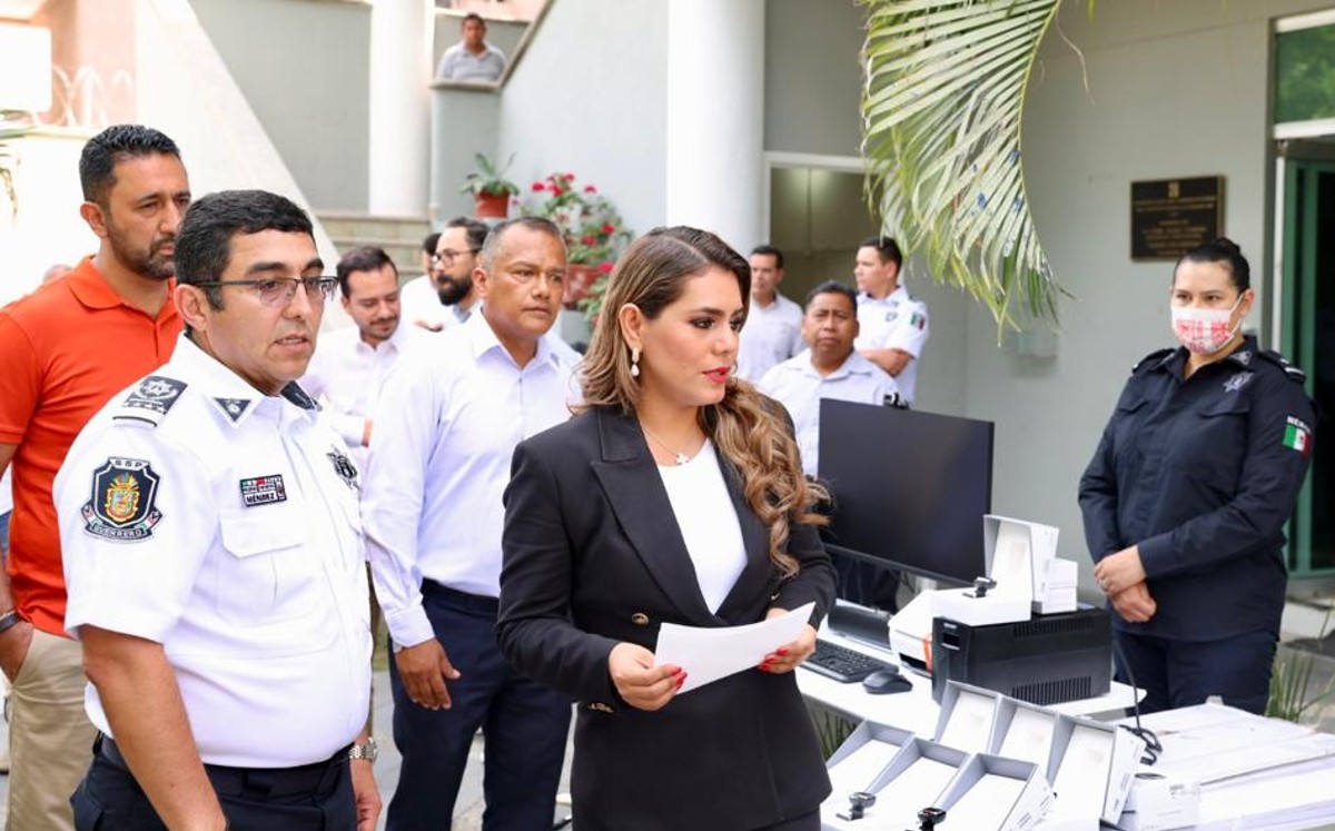 Evelyn Salgado supervisa operación de Alerta y Transporte Violeta desde C4. | Especial