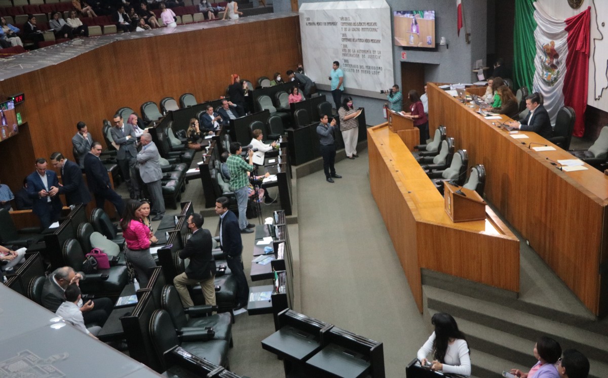 Congreso de Nuevo León / Leonel Rocha